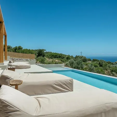 Suolo Di Gioia With Magnificent Sea View And Infinity Pool 18*4m *
