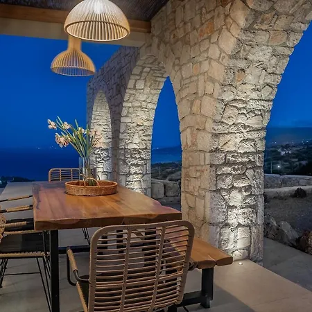 Suolo Di Gioia With Magnificent Sea View And Infinity Pool 18*4m *
